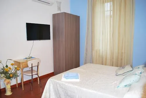 ***  San Peter'S Corner Bed & Breakfast Rome Italy