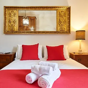 Fabrizio's Bed & Breakfast